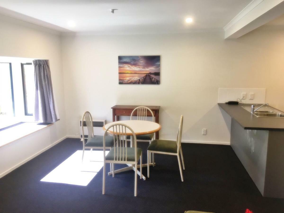 Woodlands Motels And Apartments Ντούνεντιν Εξωτερικό φωτογραφία