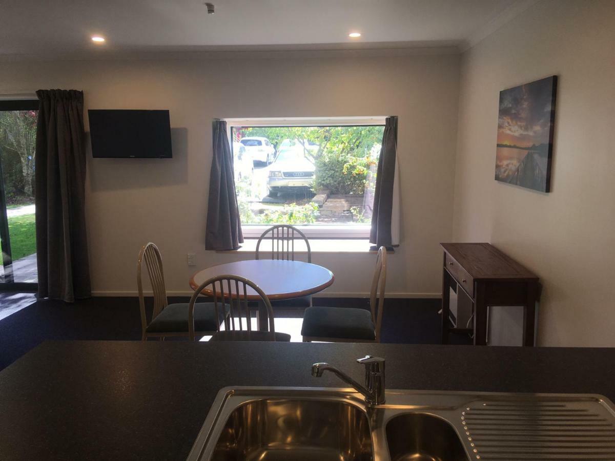 Woodlands Motels And Apartments Ντούνεντιν Εξωτερικό φωτογραφία
